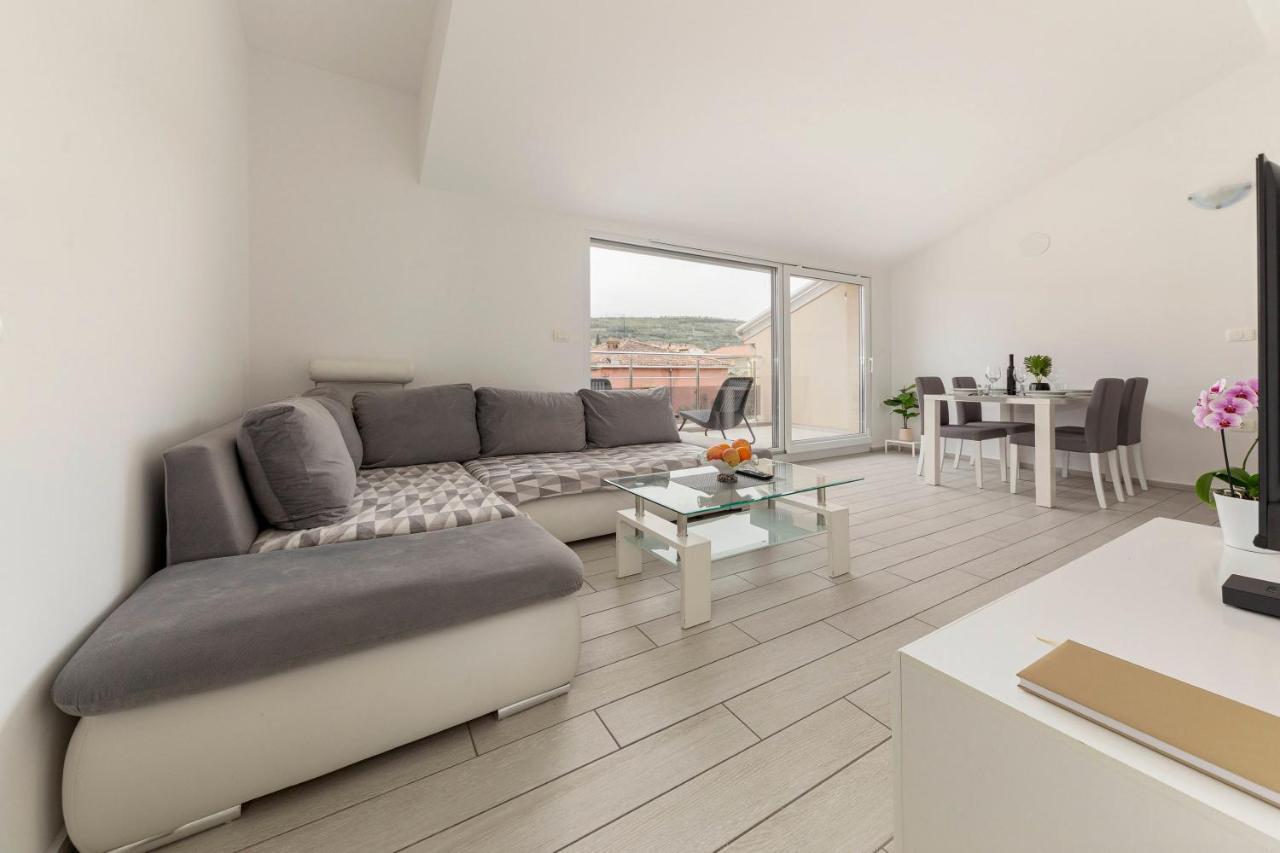 Apartments Era Izola Bagian luar foto